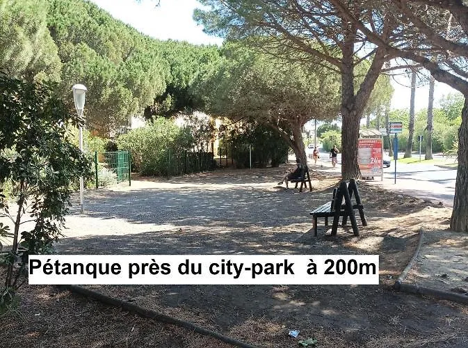 Lara 5 - Grand T2 Sans Vis-a-vis Parking - Pres Centre-port, Ile Des Loisirs, Richelieu Apartman